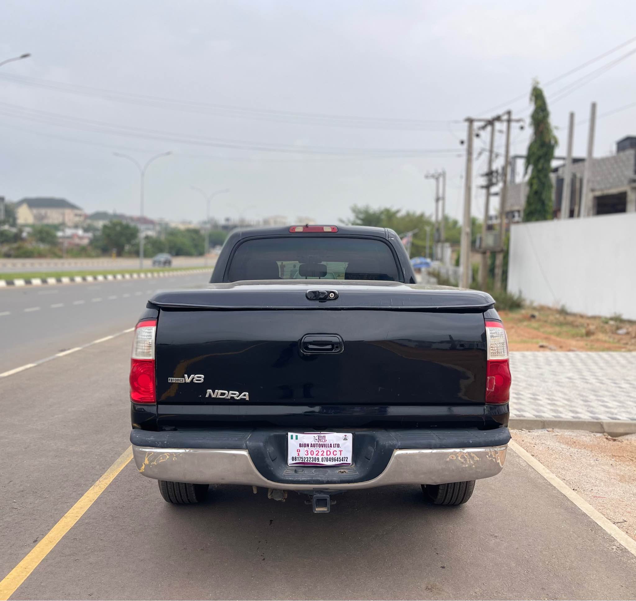 A picture of SOUND PRE OWNED 2006 TOYOTA TUNDRA V8 9 500 000