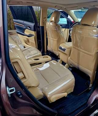 A picture of Toyota Highlander Limited Edition