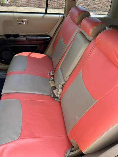 A picture of 03 04 Toyota Highlander