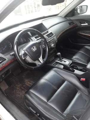 A picture of Honda Cross tour