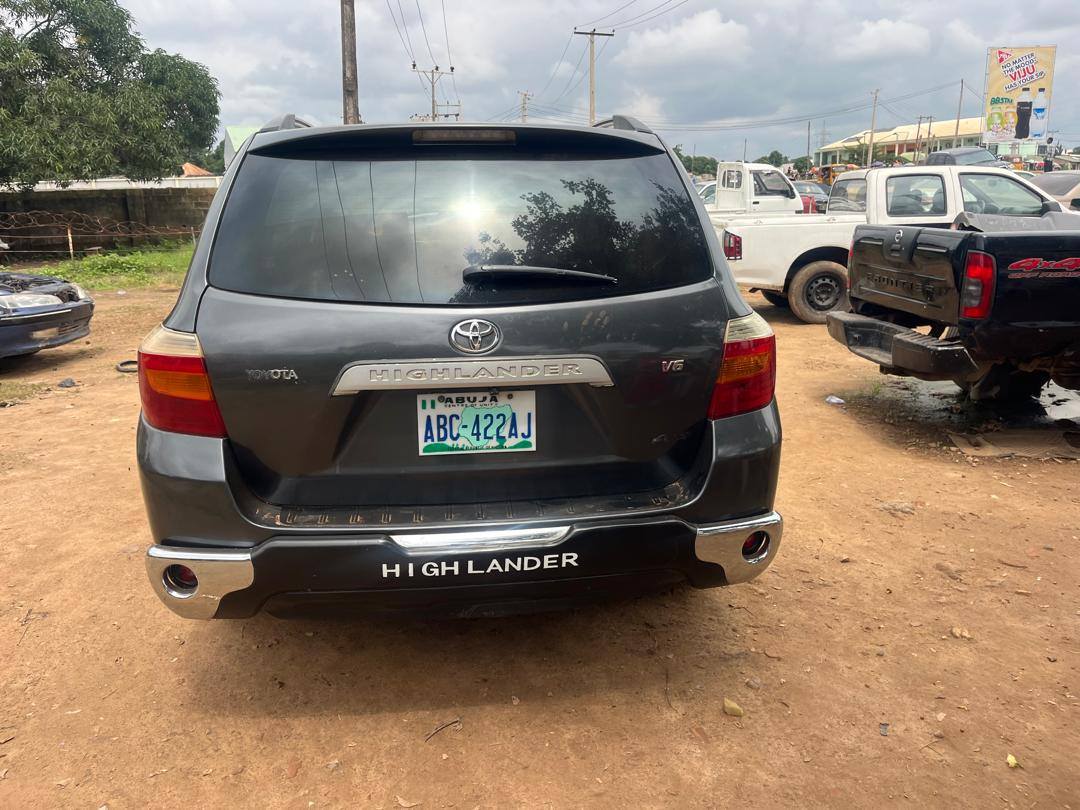 A picture of Toyota Highlander