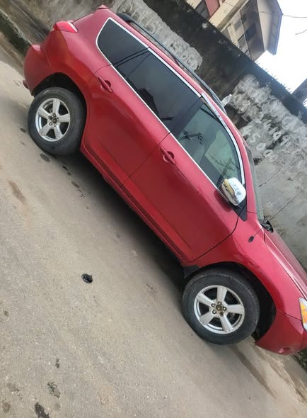 A picture of Toyota rave 08