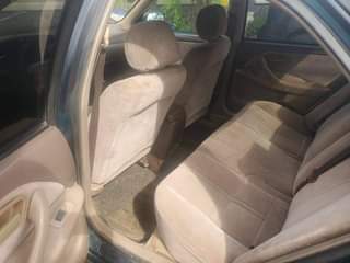 A picture of 2000 TOYOTA CAMRY LE