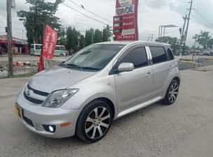 A picture of Car For Sale 12 5M