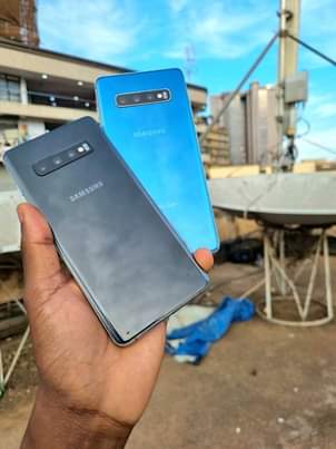 A picture of Samsung galaxy S10plus
