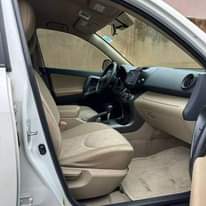 A picture of 2011 Toyota rav4 2011