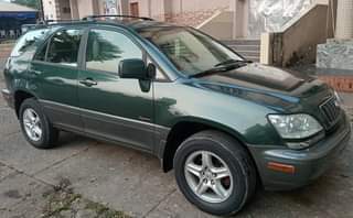 A picture of Distress Sale Direct Belgium Lexus Rx300 Pure first Body Everything