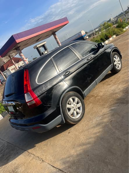 A picture of 08 Honda CRV