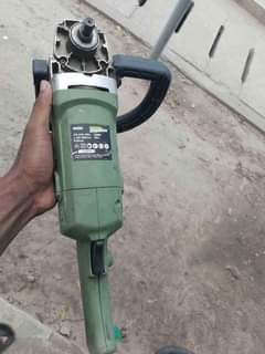 A picture of angle grinder polisher mwenye kuhitajia anicheki 0652218772