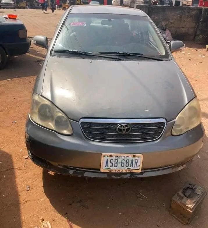 A picture of Toyota Corolla 2004