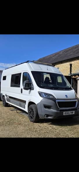 fixed bed caravans