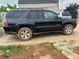 A picture of Toyota 4Runner 05