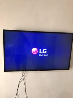 A picture of LG SMART TV INCH43 PESA CHAP FULL BOX
