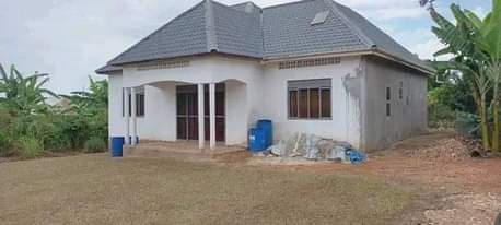 A picture of Country home at Busiika