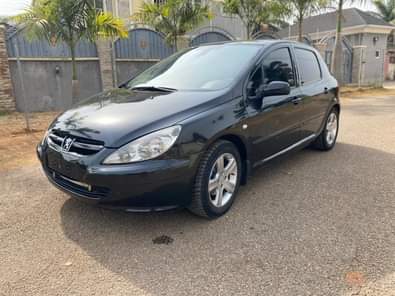 A picture of ASAP DEAL ON THIS RIDE SHARP 2006 PEUGEOUT LOCATION ABUJA