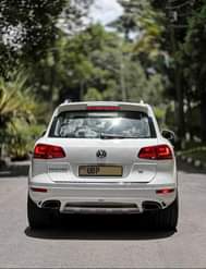 A picture of 100m Tourege Petrol 2014 0707 033900