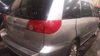 A picture of Toyota sienna auto transmission fabric seat run and drive seven