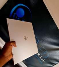 A picture of Hp laptop touchscreen