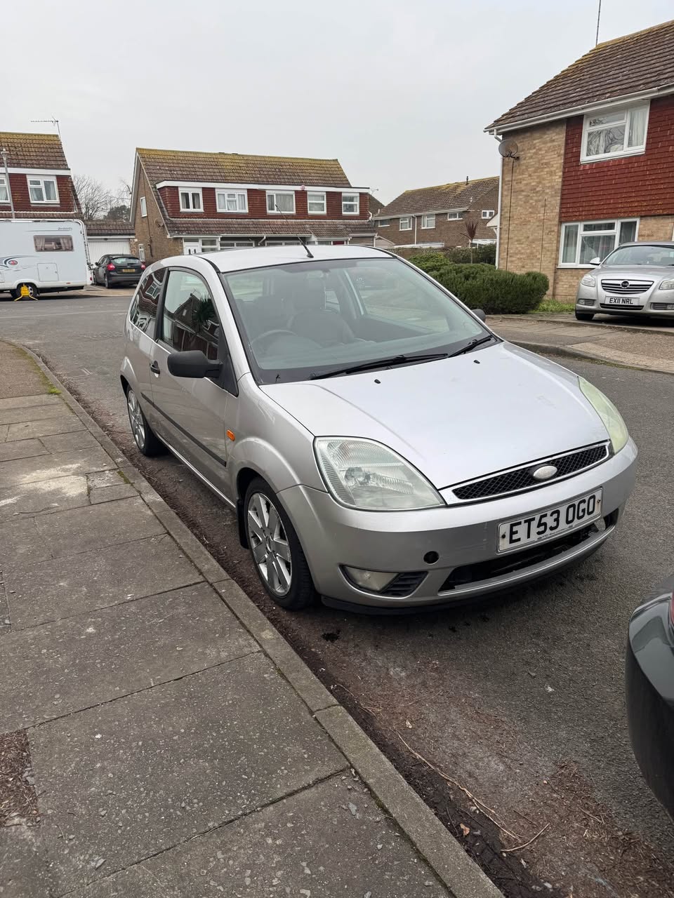cars under 2000