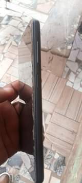 A picture of SAMSUNG A12