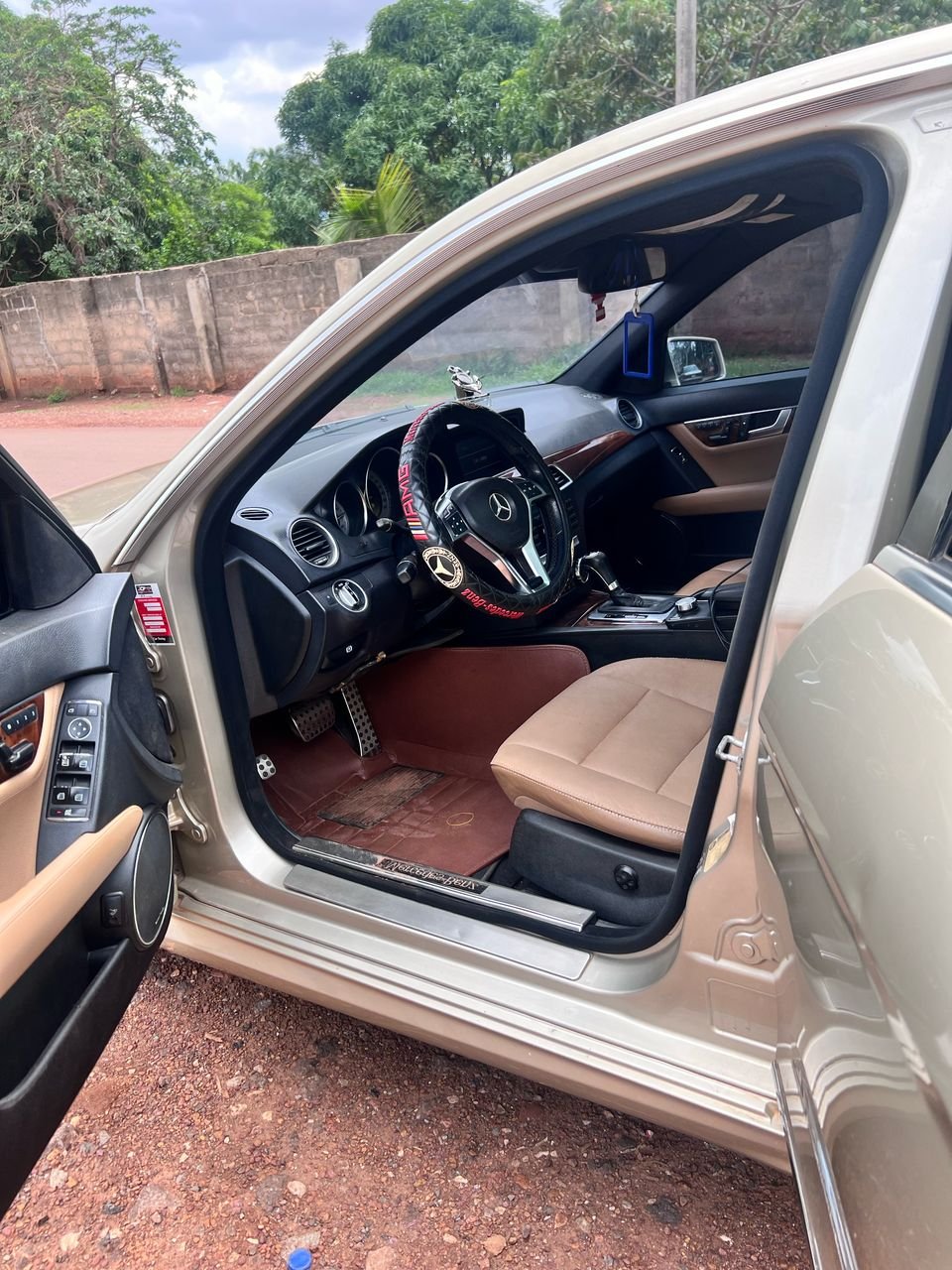 A picture of 2013 Mercedes Benz c class