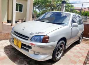 A picture of Toyota starlet Bei 4.4m Tu