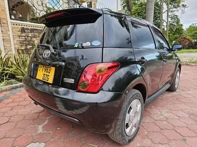 A picture of Call 0658328241 TOYOTA IST MODEL 2004 ENGINE 1NZ CC 1490