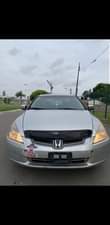 A picture of Honda accord 2004
