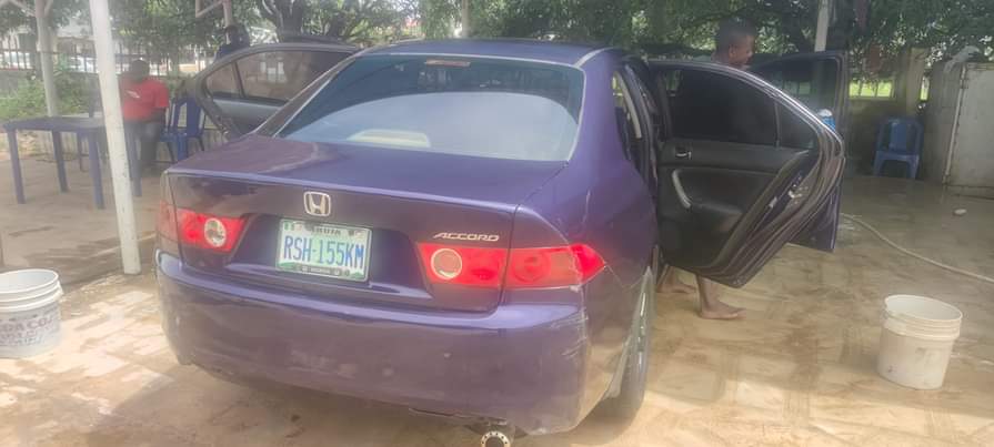 A picture of honda accord
