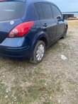 A picture of 2004 Nissan Versa buy