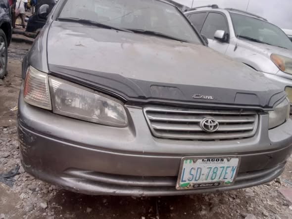 A picture of Toyota Camry 2002 model engine is bad gear perfect a