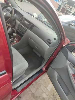 A picture of 04 TOYOTA COROLLA Neatly painted