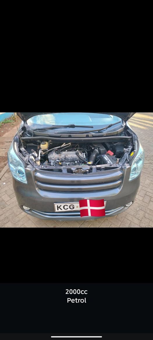 A picture of 2009 Toyota noah