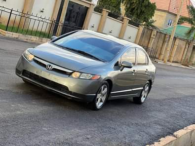A picture of Extremely clean Nigerian used civic irobot 2007 model Everything working