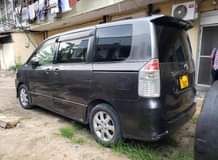A picture of Toyota Noah