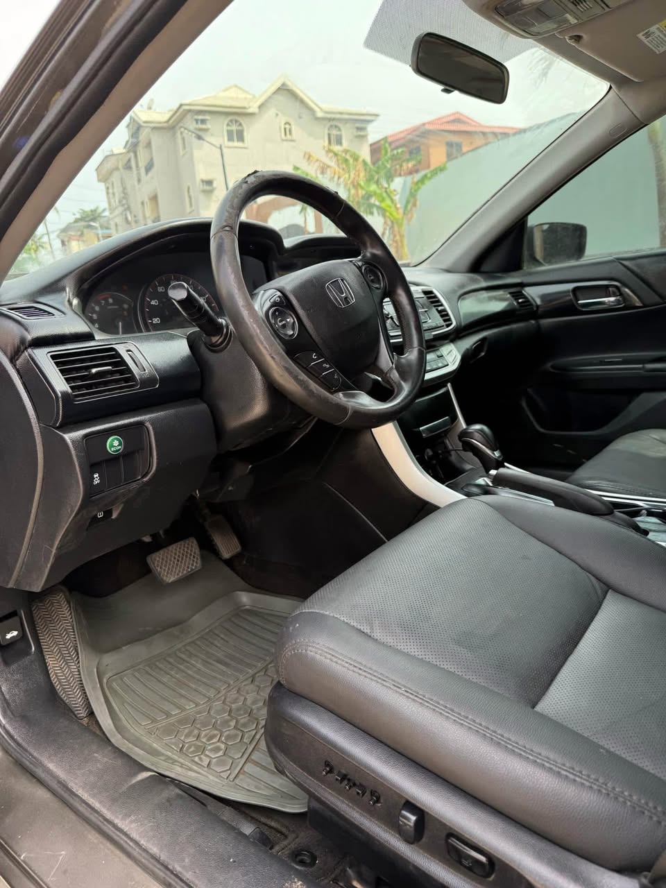 A picture of Honda Accord 2014 sport Awoof offer