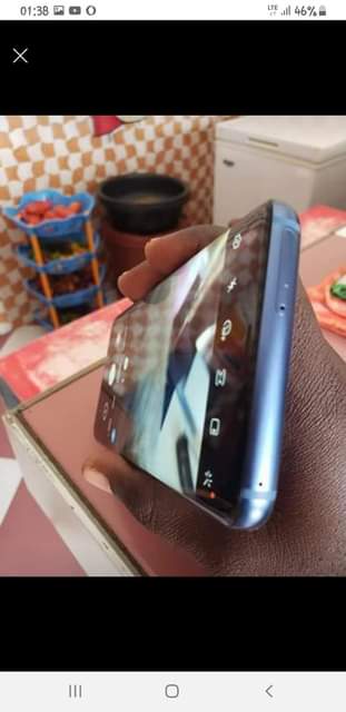 A picture of SAMSUNG S9