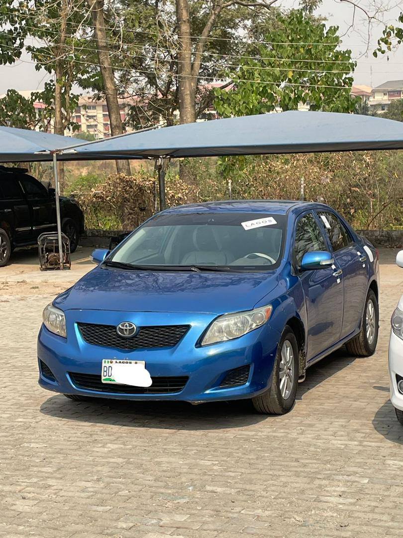 A picture of 2010 Toyota Corolla LE