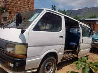 used toyota hiace