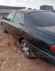 A picture of Toyota Camry Envelope Toks standard First body Engine and Gear
