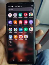 A picture of SAMSUNG S9 AT 240000