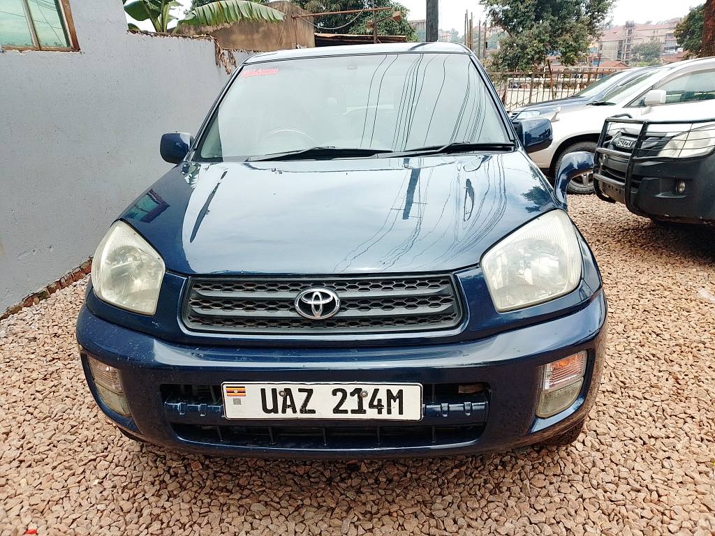 A picture of Rav4 18 millions negotiable CALL 0786 92 82 59
