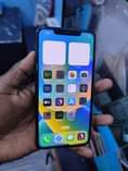 A picture of IPhone 11 Pro max 256gb duos