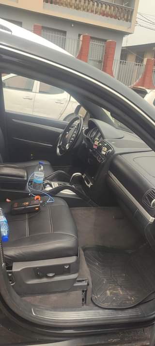 A picture of Porsche cayenne 2004 2347066200377