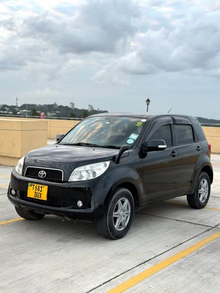 A picture of TOYOTA RUSH 0714058883