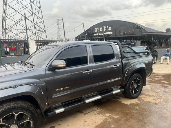 A picture of REG TOYOTA TACOMA 2014