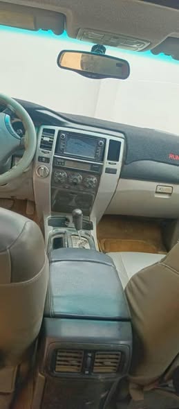 A picture of Toyota four runner