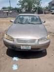 A picture of 2001 TOYOTA CAMRY