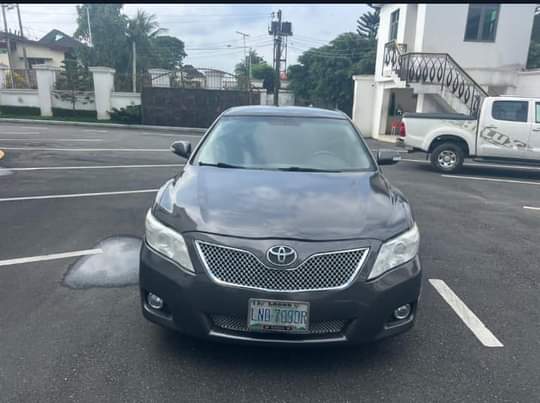 A picture of Belgium equivalent Toyota Camry