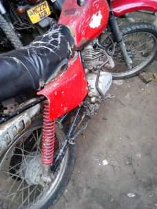 A picture of Toyo 125